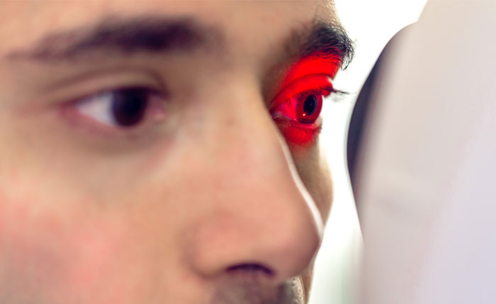 فواید و معایب قفل الکترونیکی با امکان تشخیص هویت از طریق عنبیه چشم